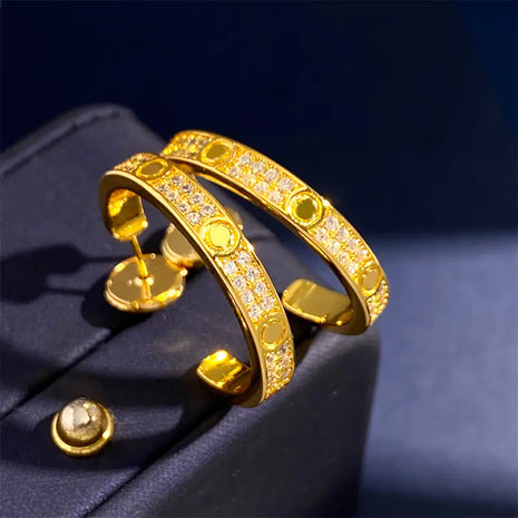 C-Shaped Large Earrings with Starry Design