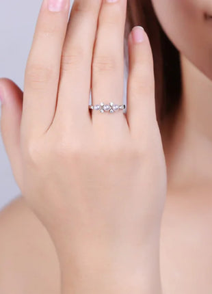 Fashionable Adjustable Pearl Ring in 925 Silver