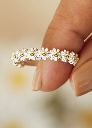 Metal flower-shaped fidget spinner rotatable ring for women in classic style