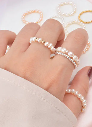 Mini Freshwater Pearl Ring in 925 Silver