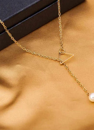 Hollow Triangle Pearl Tassel Necklace