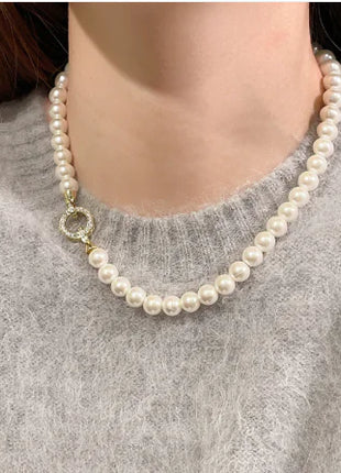 Pearl Clasp Choker