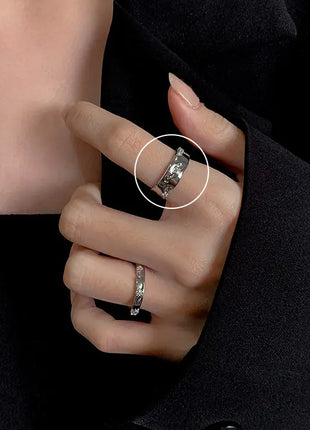 Love Bow Geometric Diamond Ring